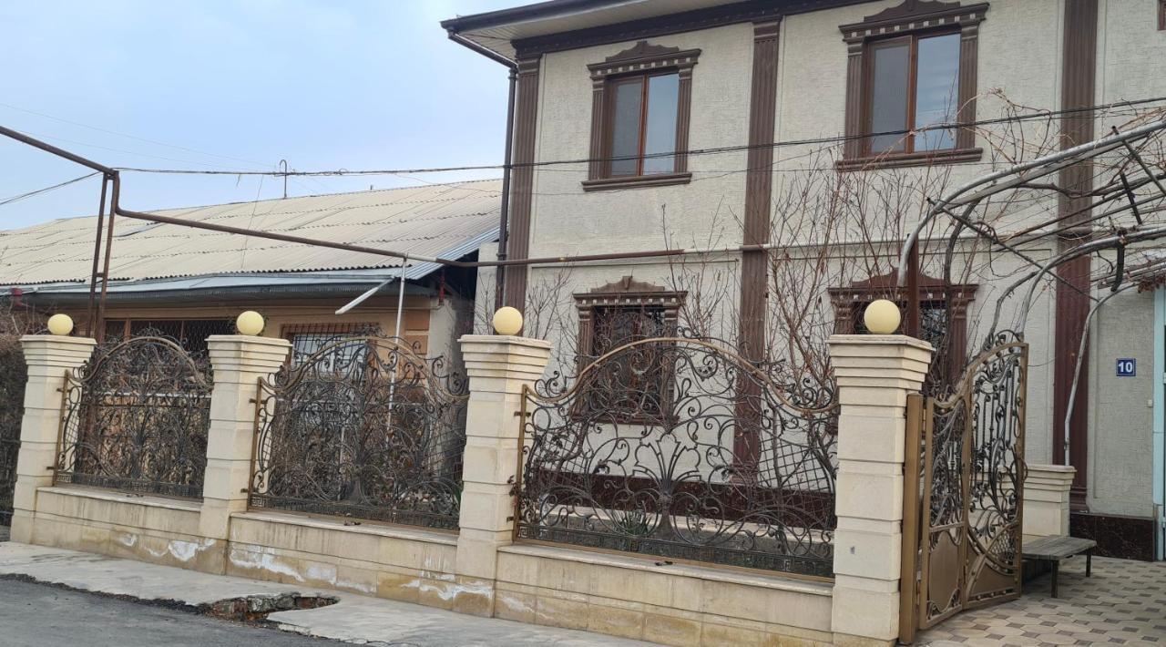 Sultan Saray Hostel Osh Exterior photo