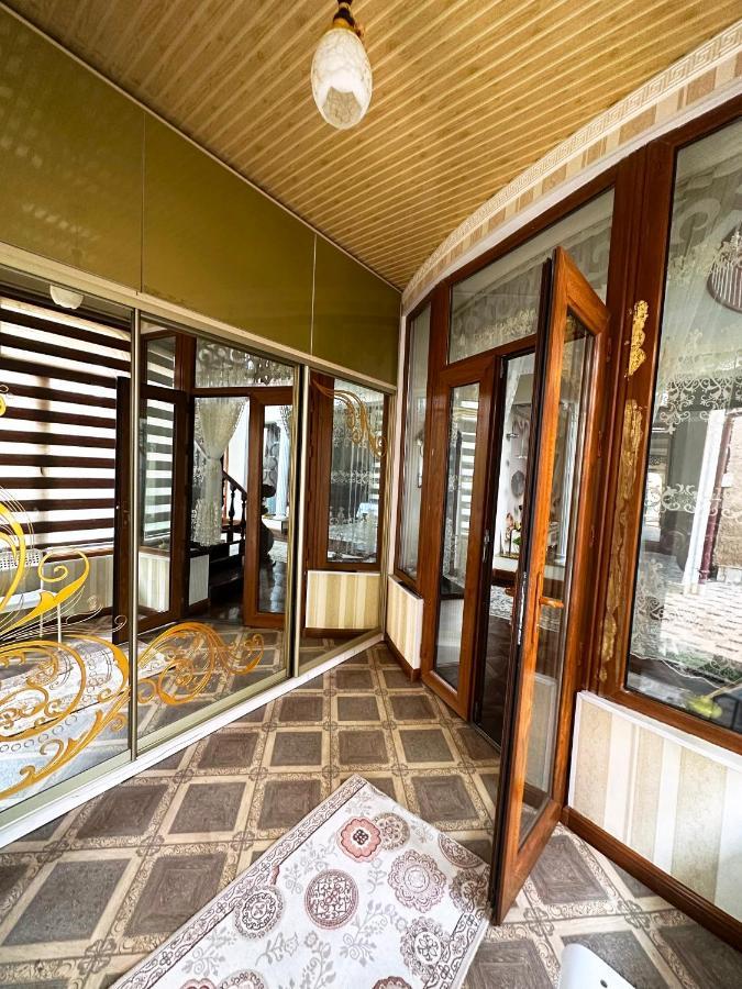 Sultan Saray Hostel Osh Exterior photo