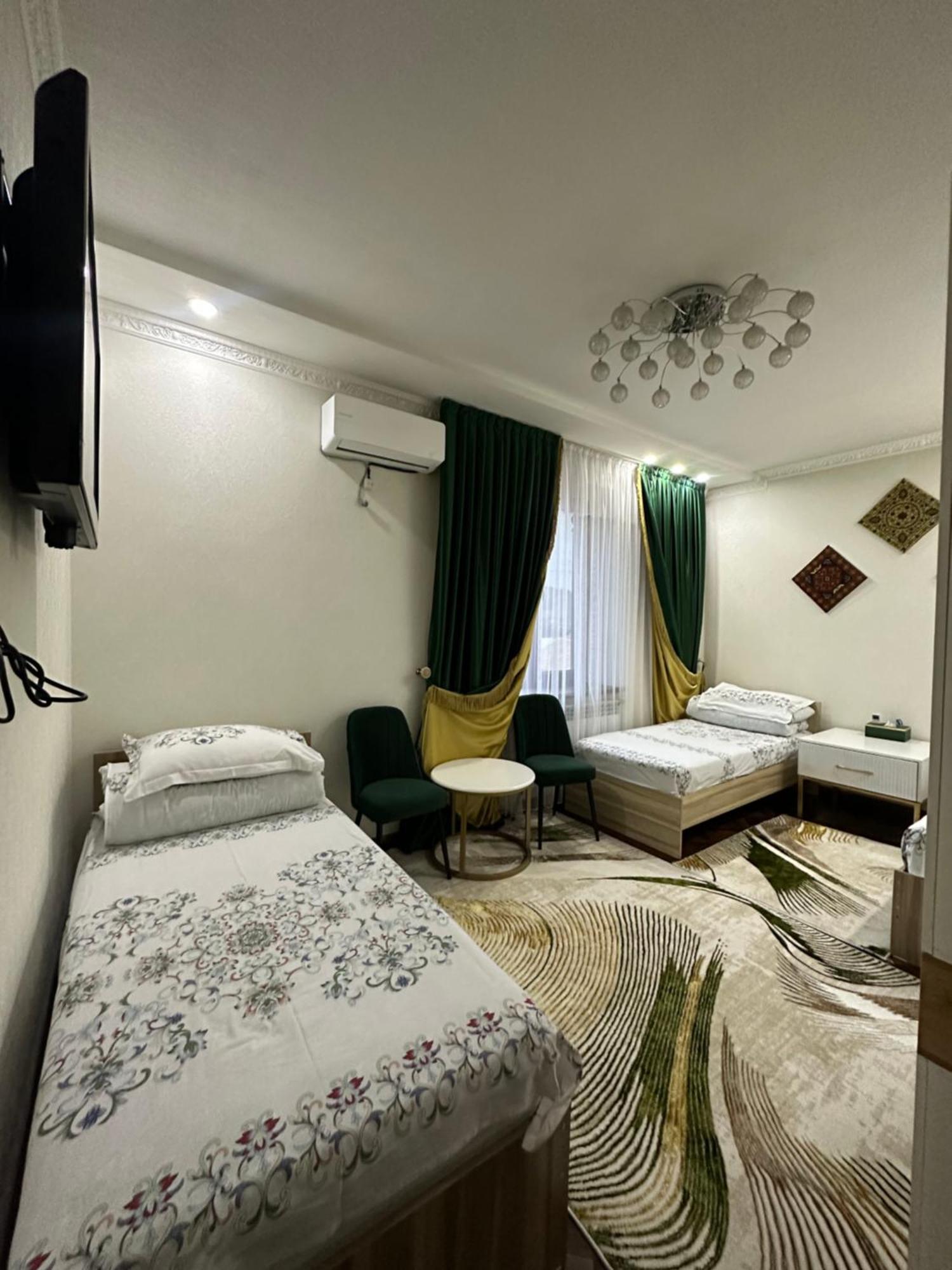 Sultan Saray Hostel Osh Exterior photo