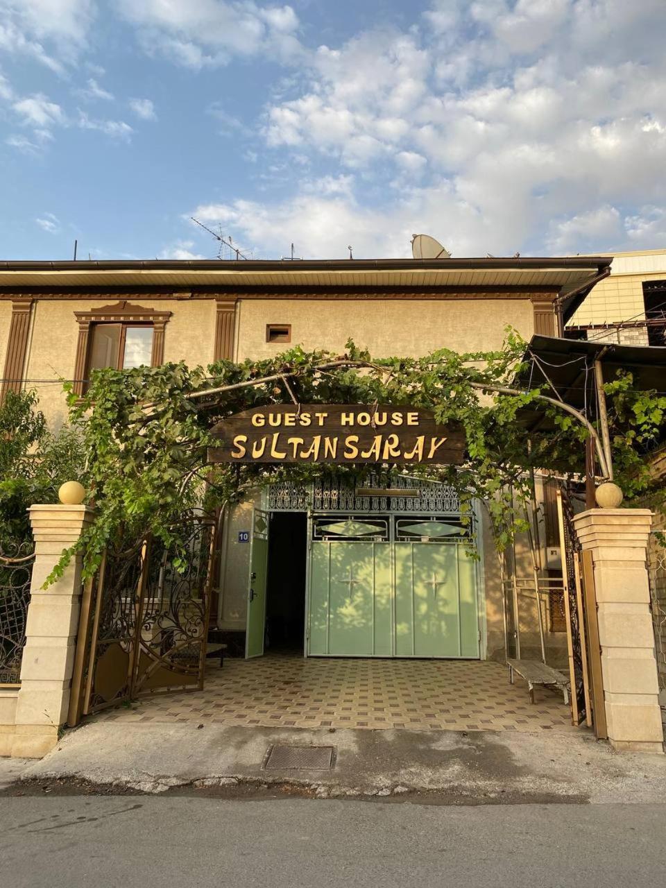 Sultan Saray Hostel Osh Exterior photo