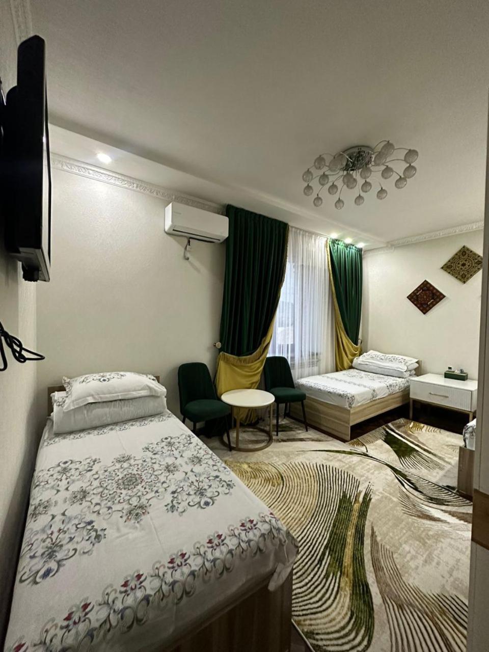 Sultan Saray Hostel Osh Exterior photo