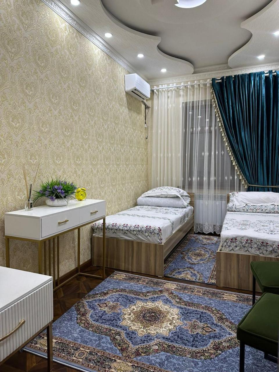 Sultan Saray Hostel Osh Exterior photo
