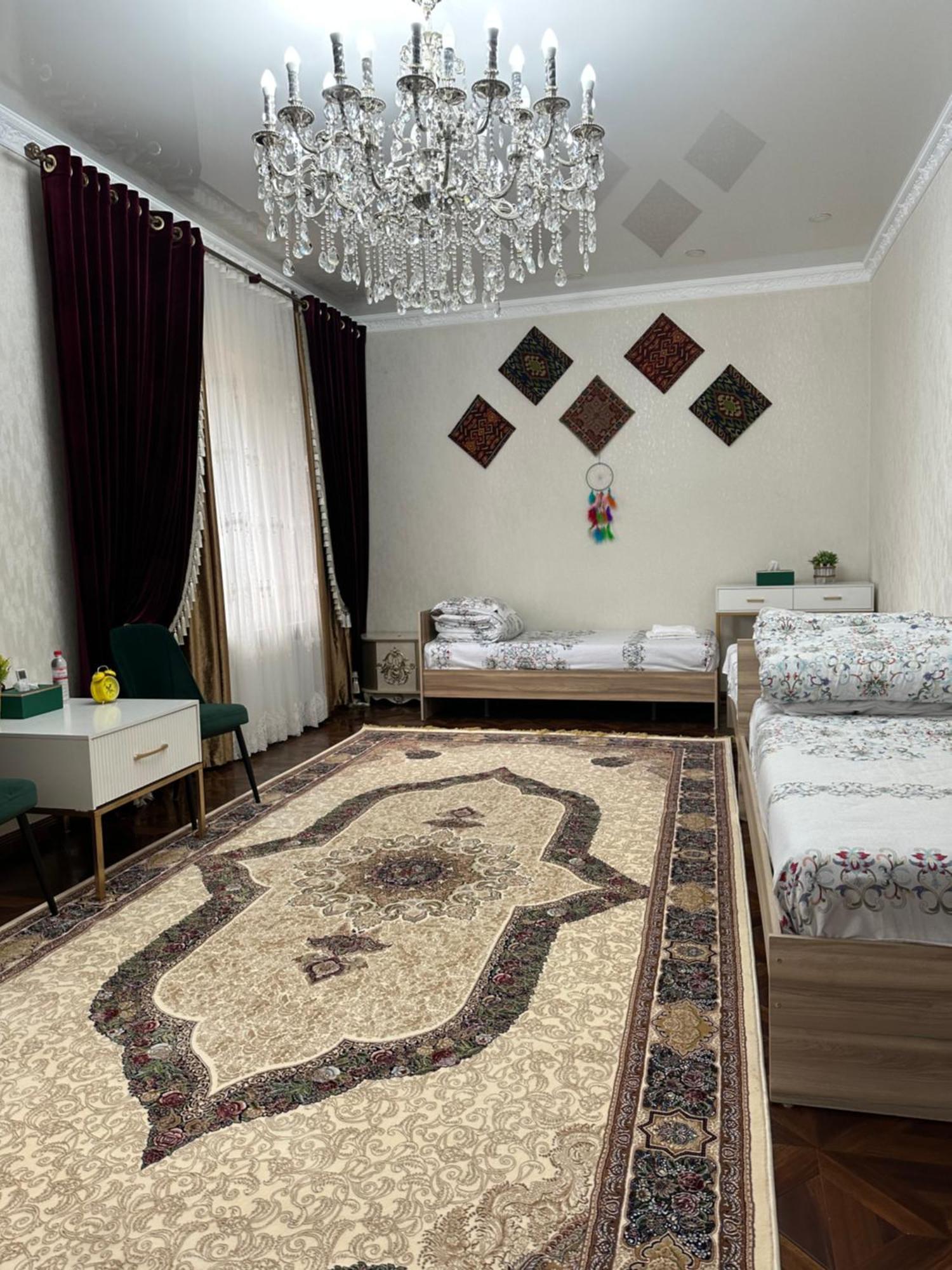 Sultan Saray Hostel Osh Exterior photo