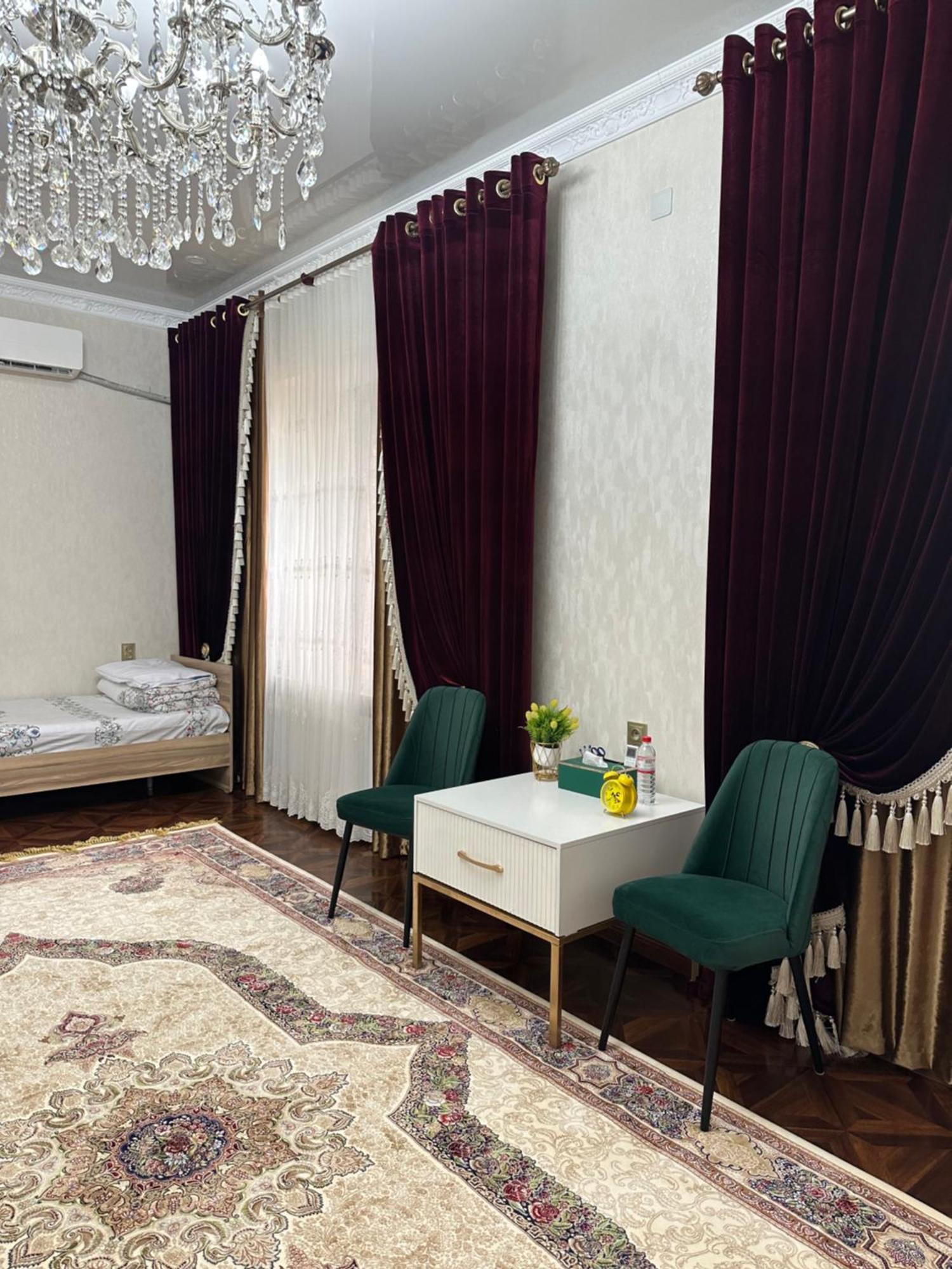 Sultan Saray Hostel Osh Exterior photo