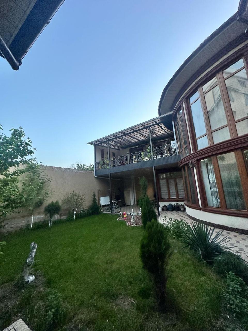 Sultan Saray Hostel Osh Exterior photo